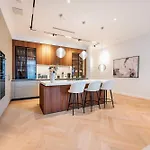 Private & Exclusive Home In The Heart Of Fitzrovia